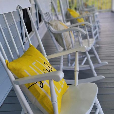 Moonlight Manor Bed & Breakfast Floyd 외부 사진