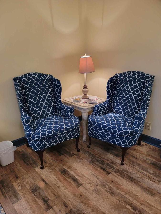 Moonlight Manor Bed & Breakfast Floyd 외부 사진