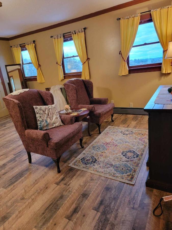 Moonlight Manor Bed & Breakfast Floyd 외부 사진