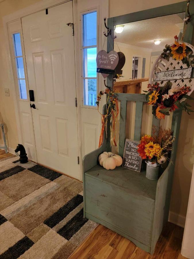 Moonlight Manor Bed & Breakfast Floyd 외부 사진