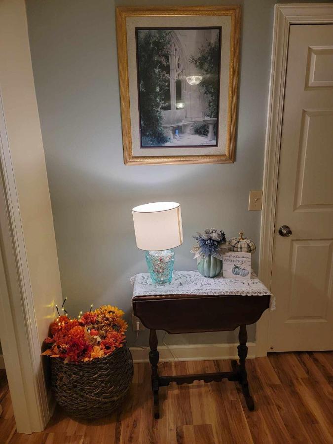 Moonlight Manor Bed & Breakfast Floyd 외부 사진