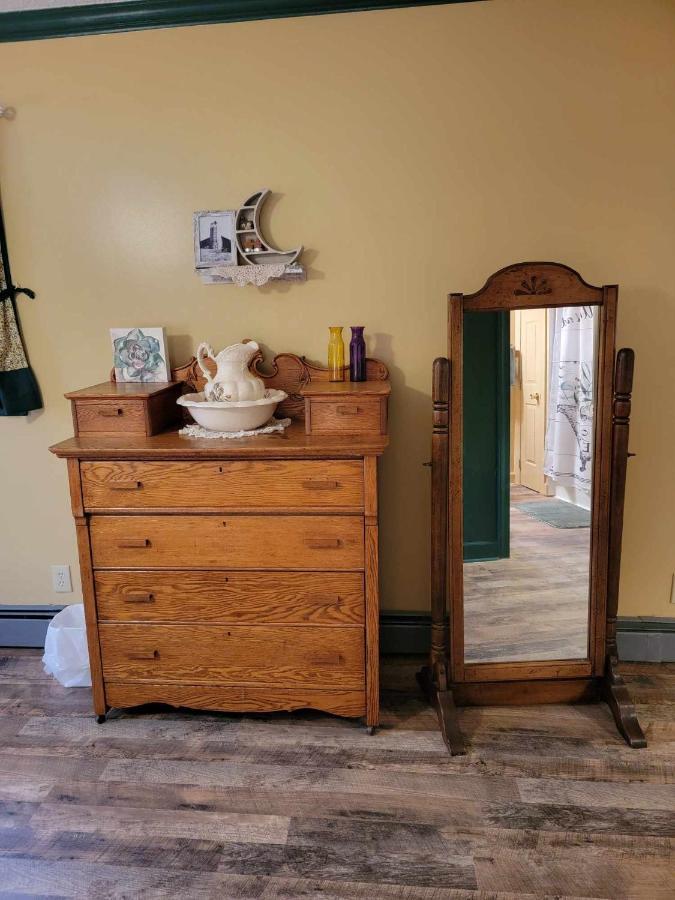 Moonlight Manor Bed & Breakfast Floyd 외부 사진