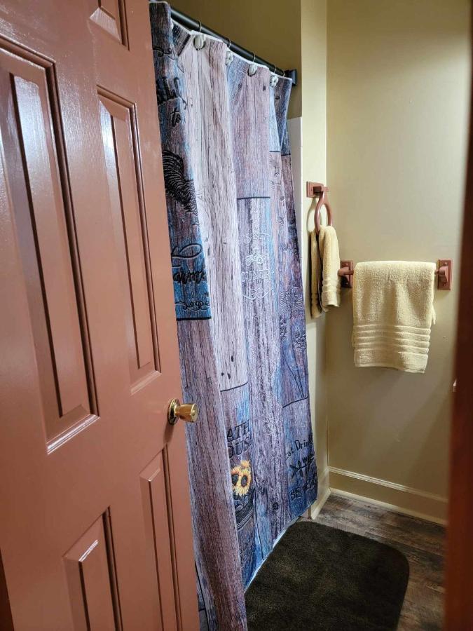 Moonlight Manor Bed & Breakfast Floyd 외부 사진